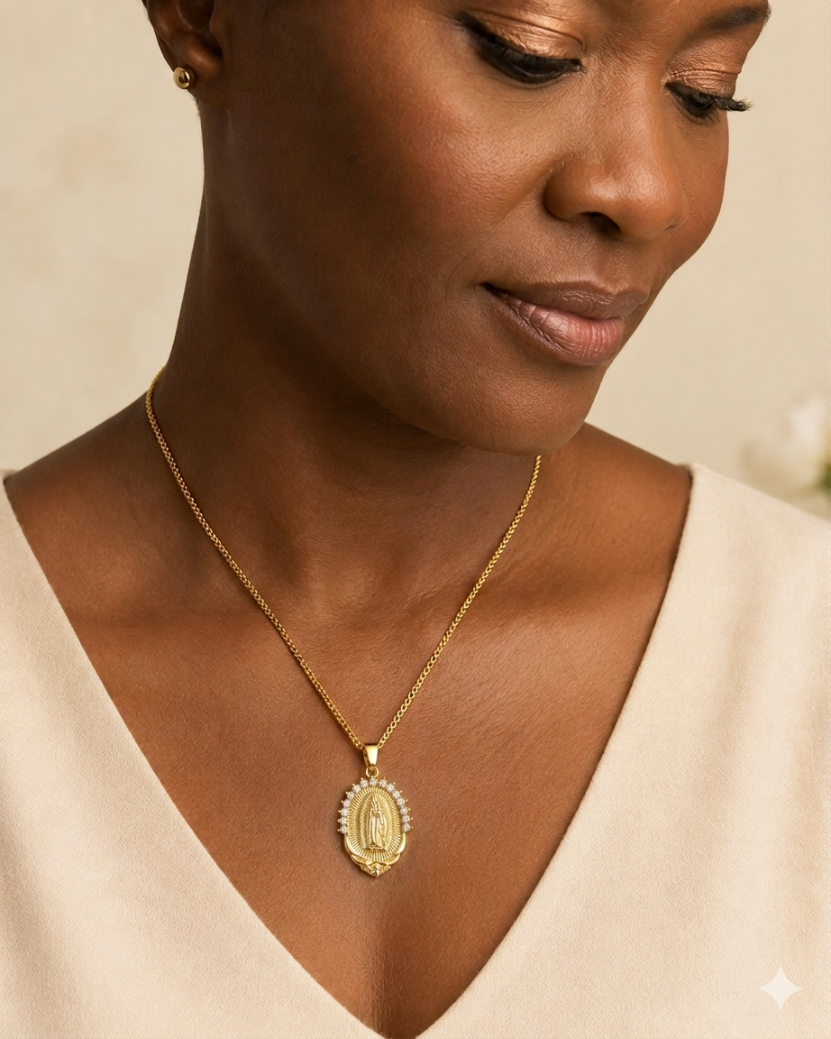 Pendentif Vierge de Lumière